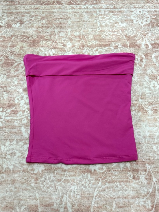 Tops - NWOT 💕 Fitted Pink Tube Crop Top